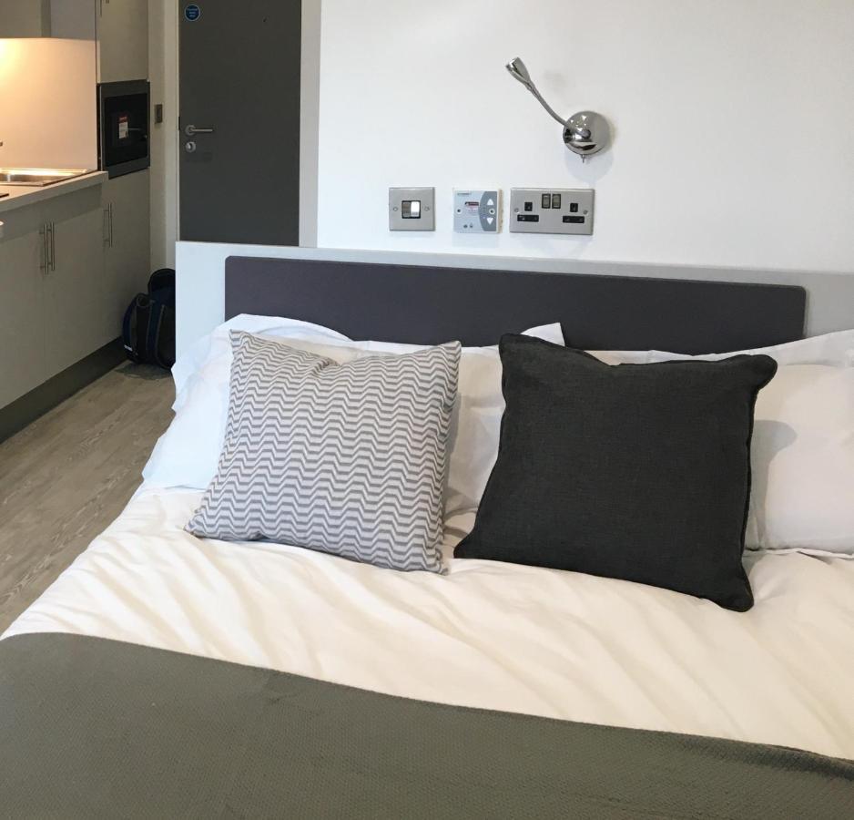 Modern Studios, Newcastle Under Lyme - Sk Экстерьер фото